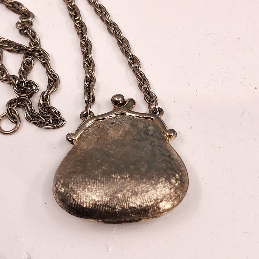 Vintage Silver Tone Coin Purse Pendant Necklace Kiss Lock Mini Bag Long Chain